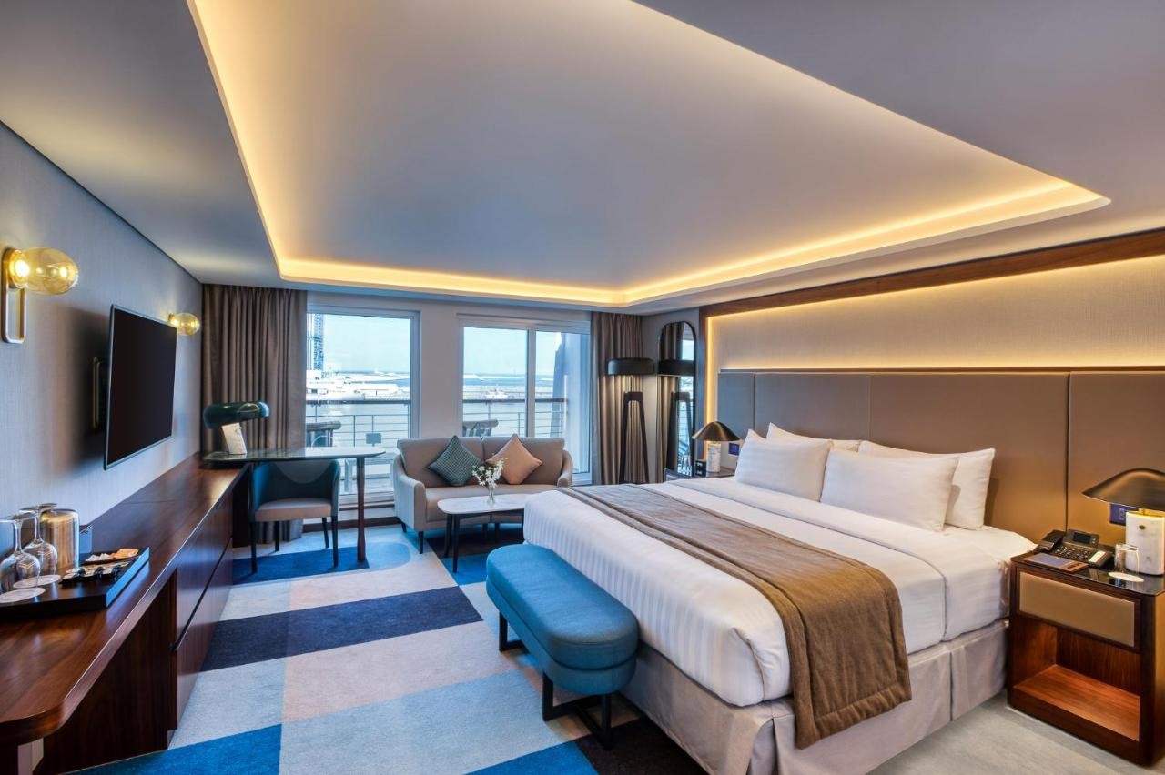 hotel_img
