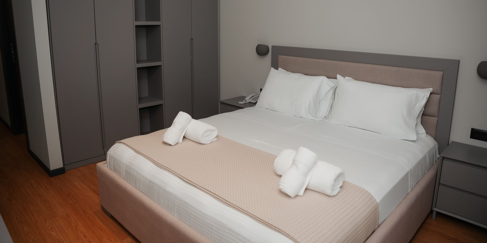 hotel_img