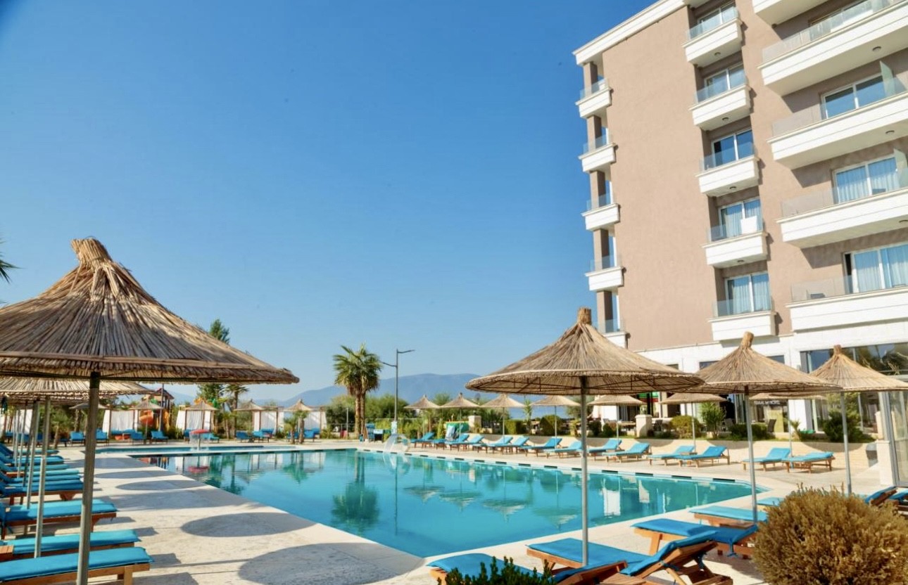 hotel_img