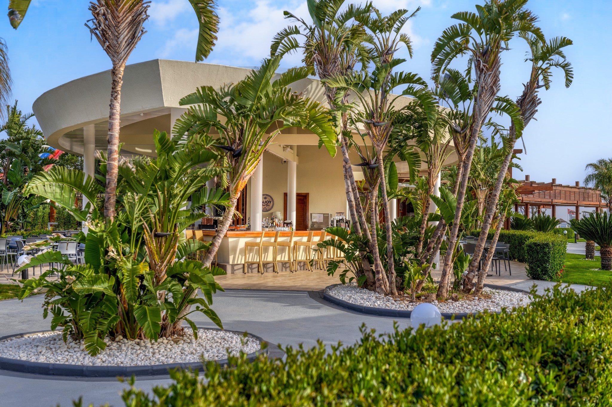 hotel_img