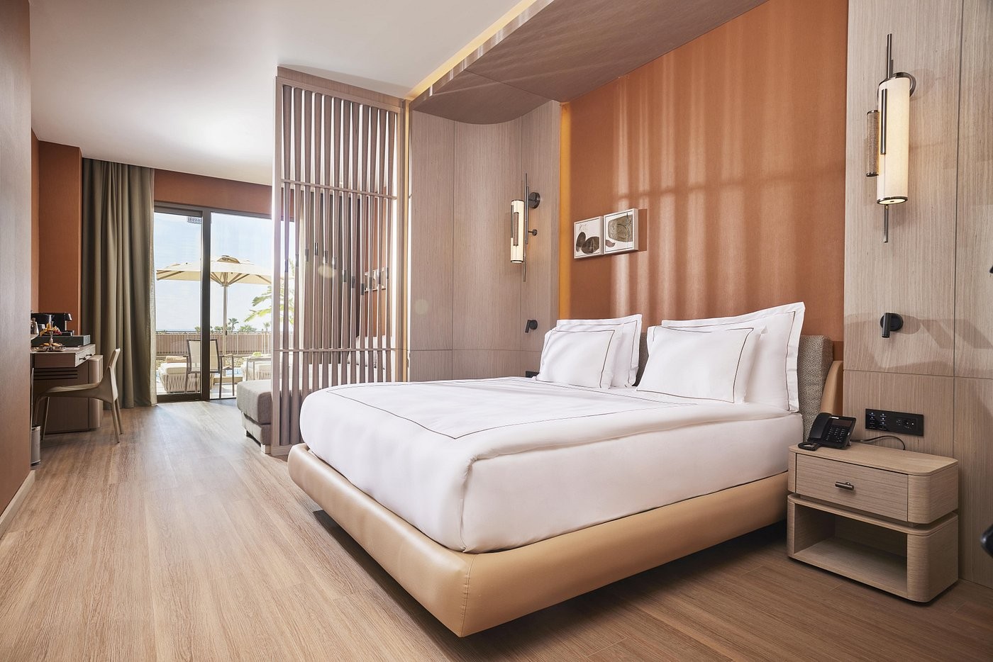 hotel_img