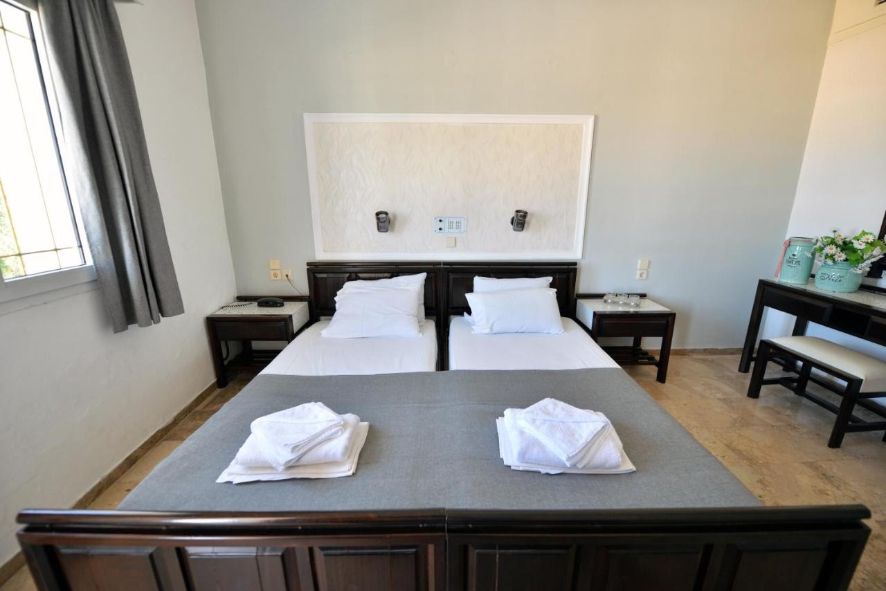 hotel_img