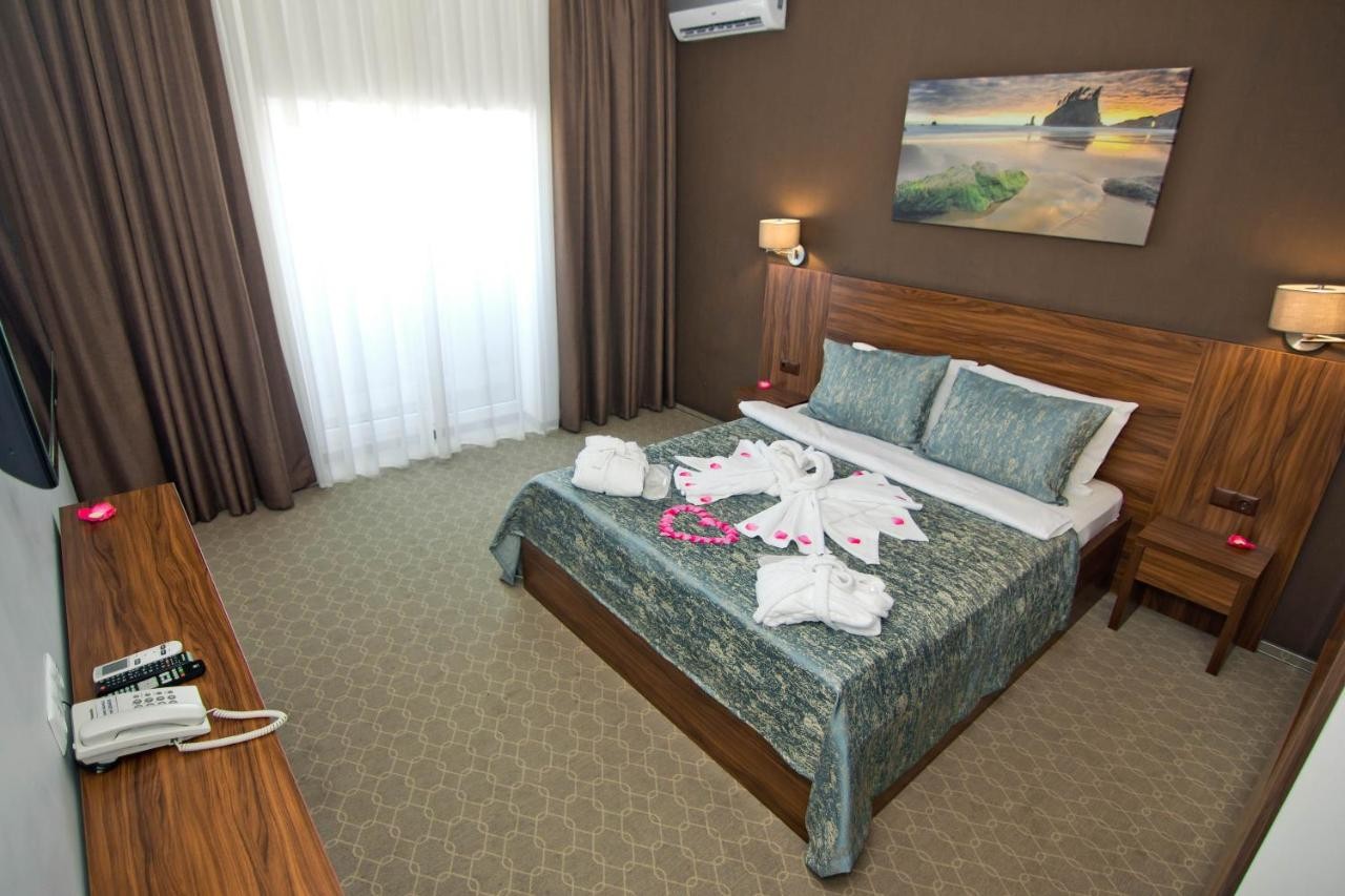 hotel_img