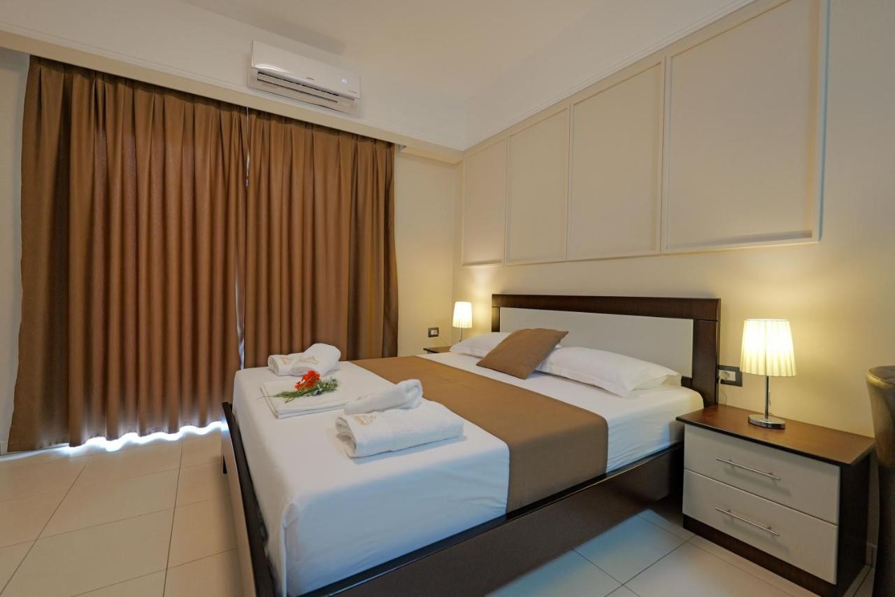 hotel_img