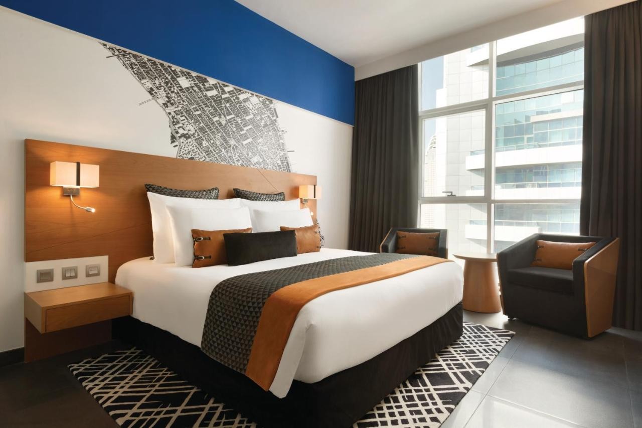 hotel_img