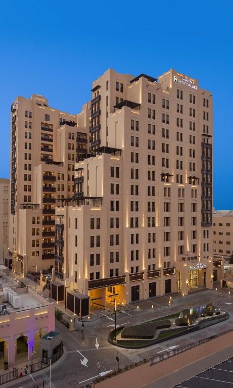 hotel_img
