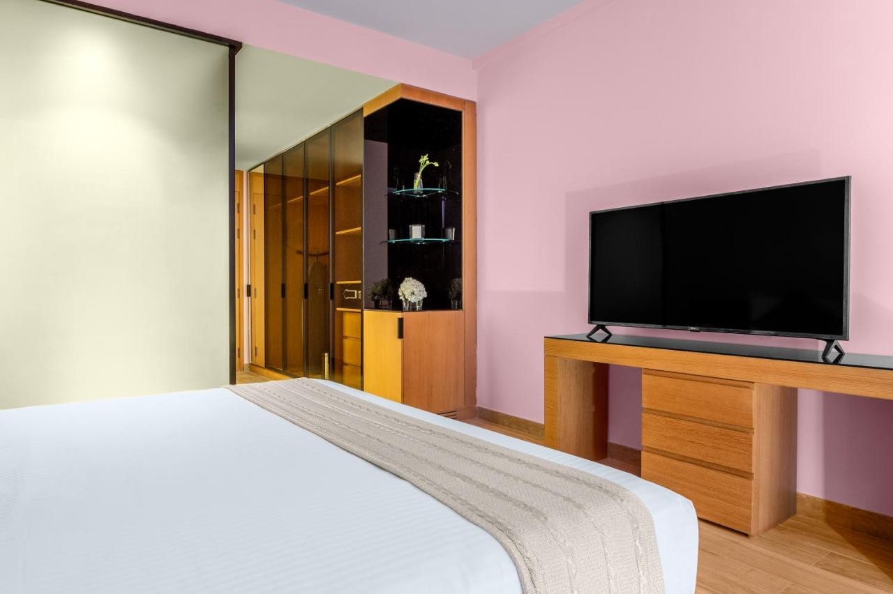 hotel_img