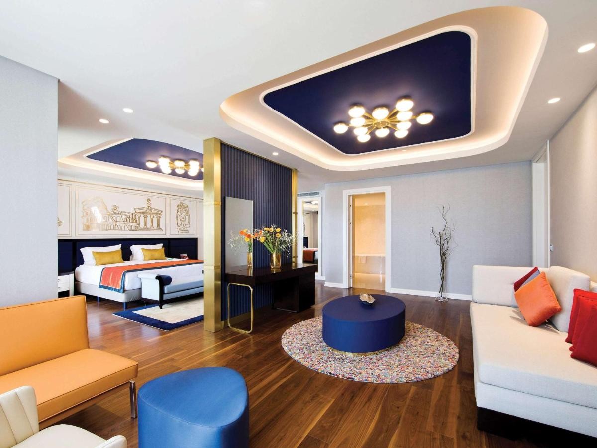 hotel_img