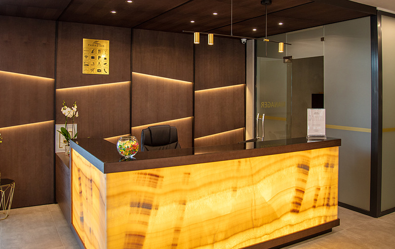 hotel_img
