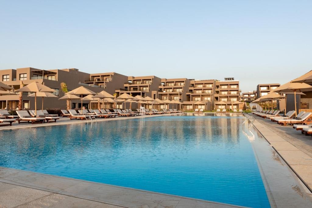 hotel_img