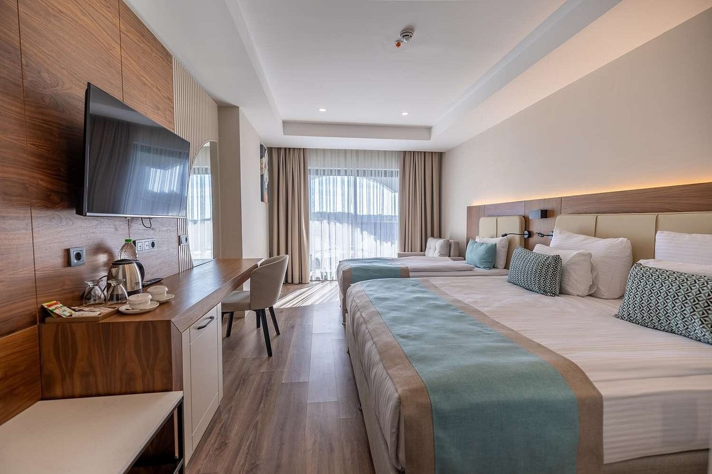 hotel_img