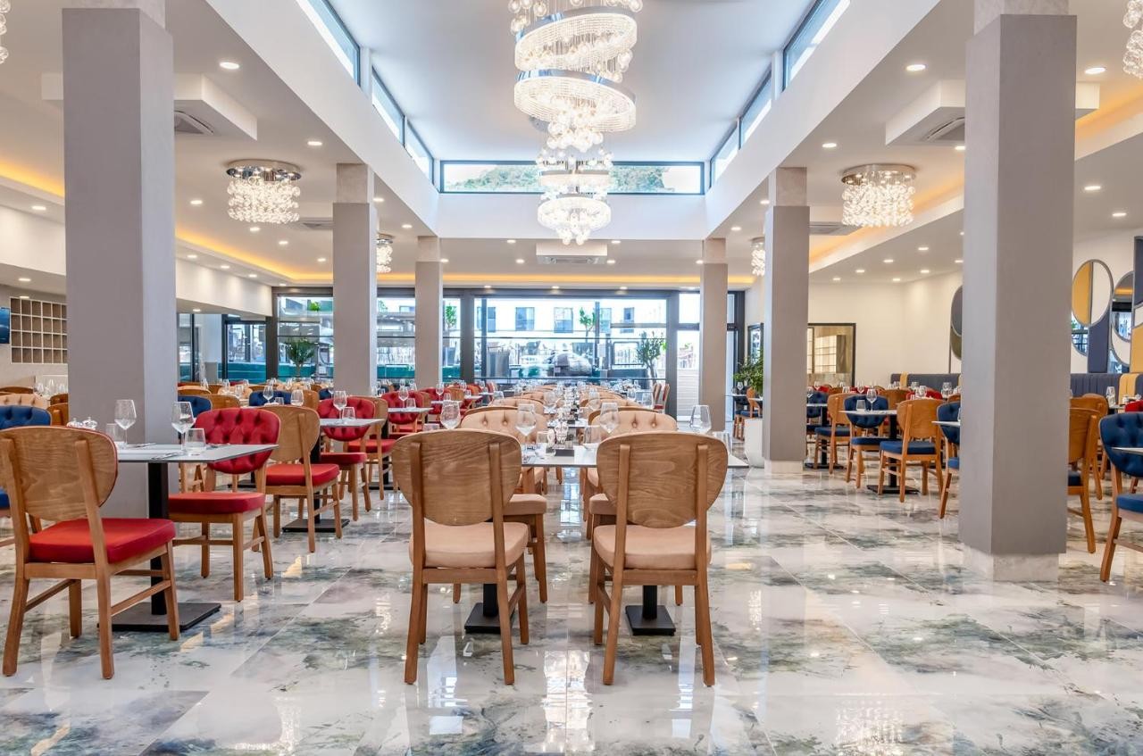 hotel_img