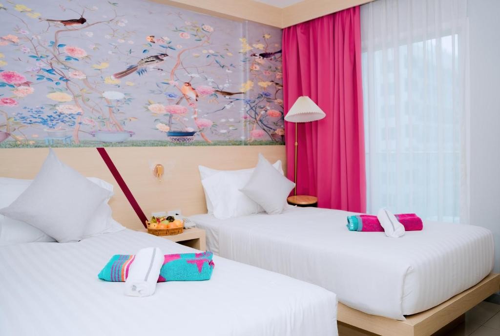 hotel_img