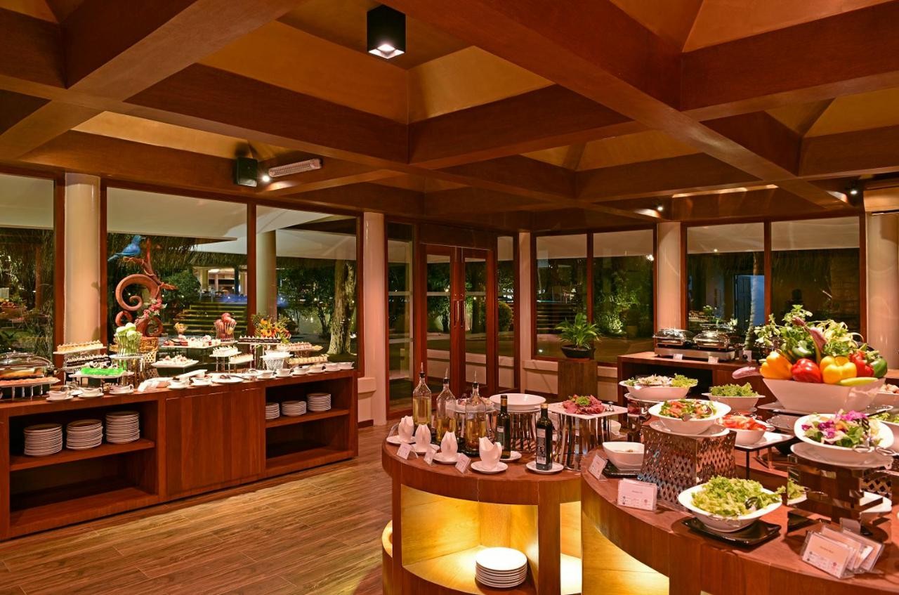 hotel_img