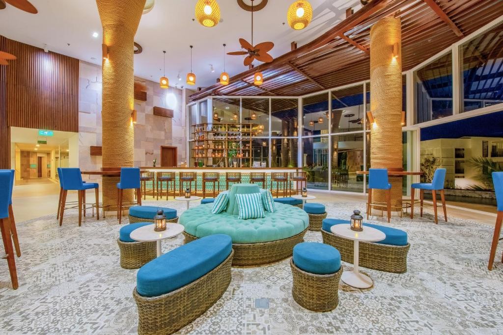 hotel_img
