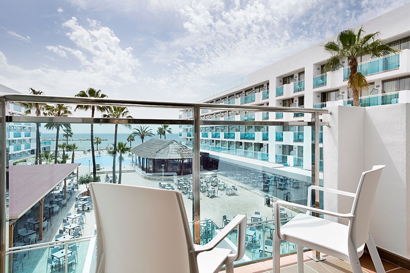 hotel_img