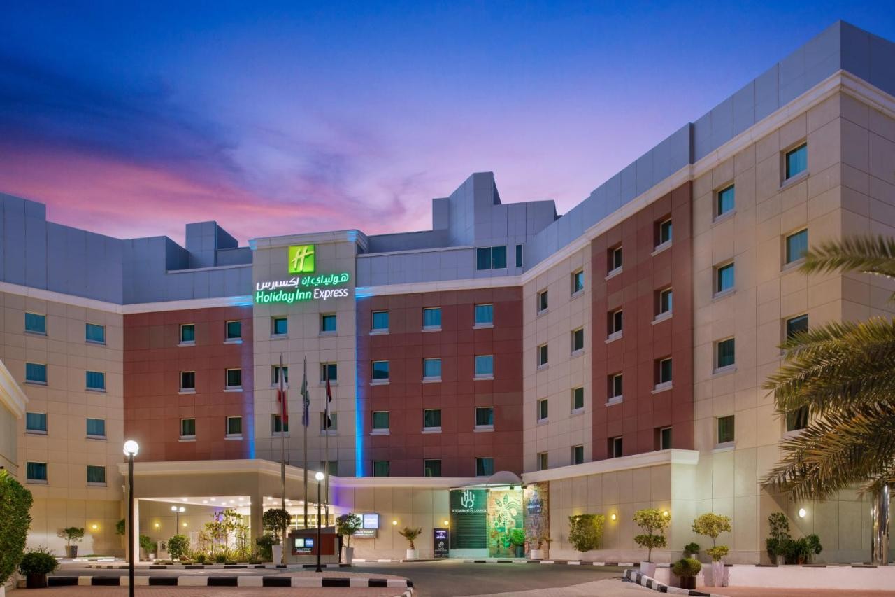 hotel_img