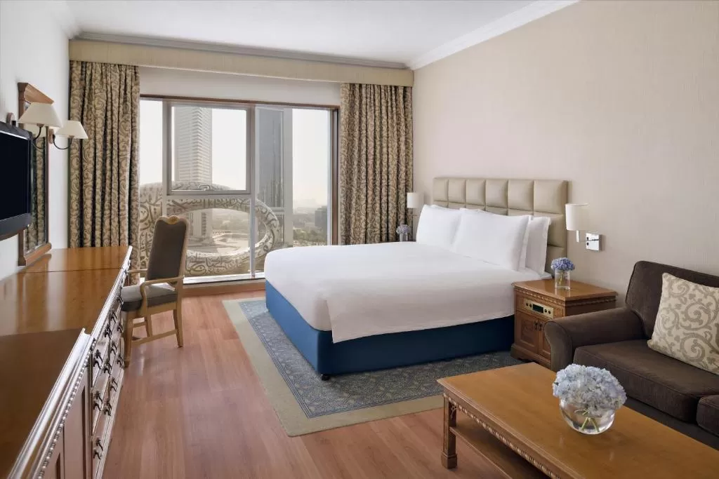 hotel_img
