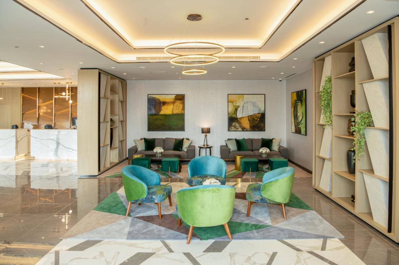 hotel_img