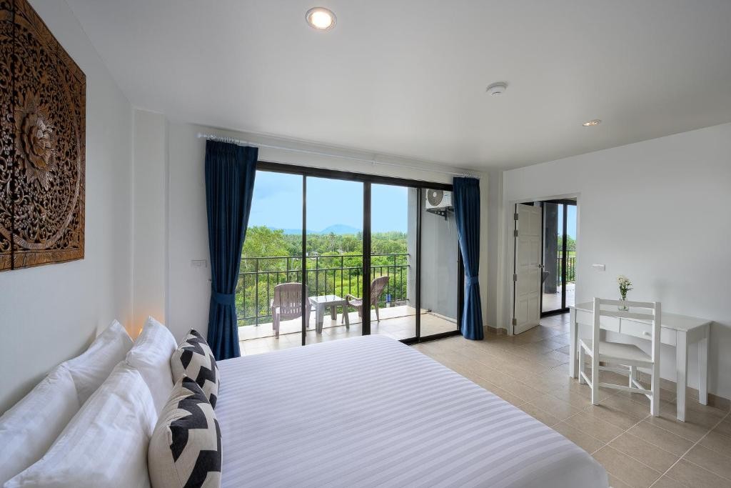 hotel_img