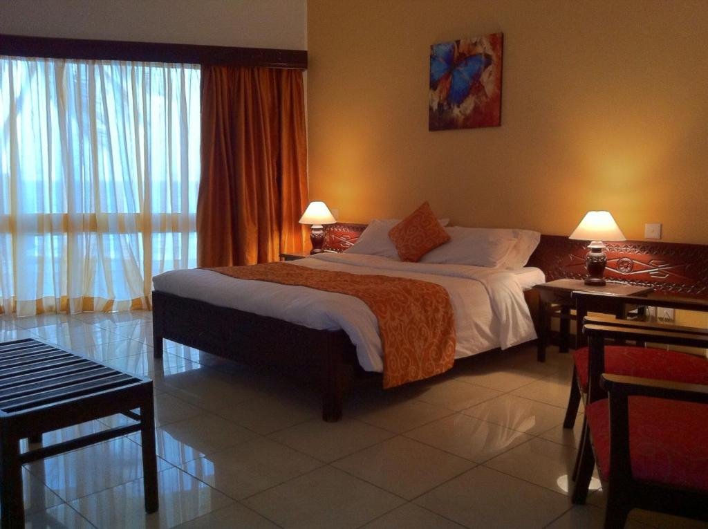 hotel_img