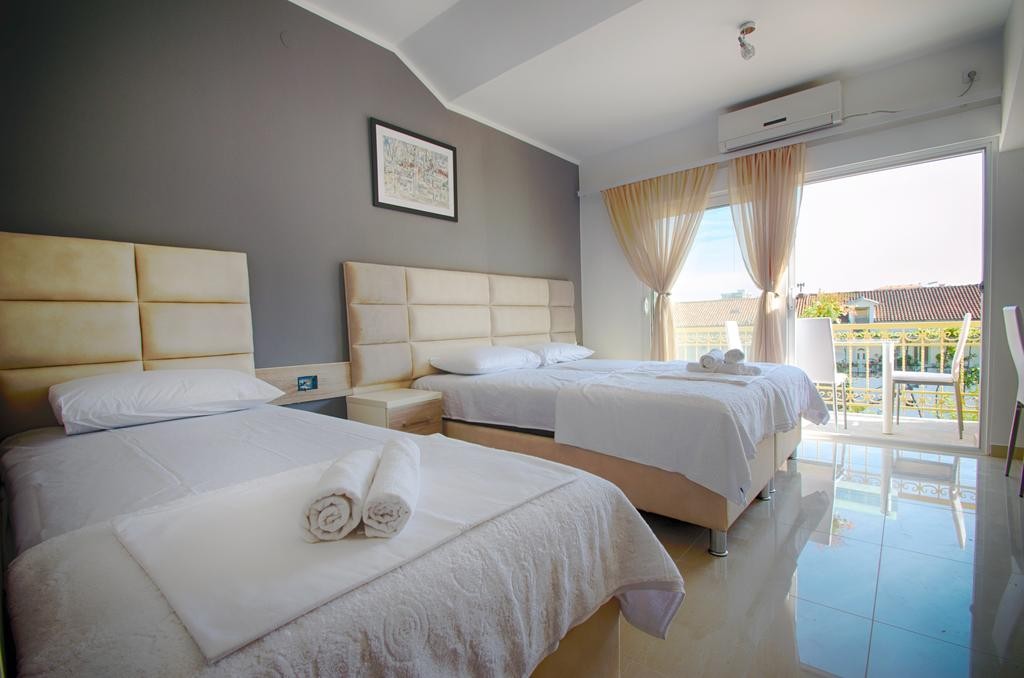 hotel_img