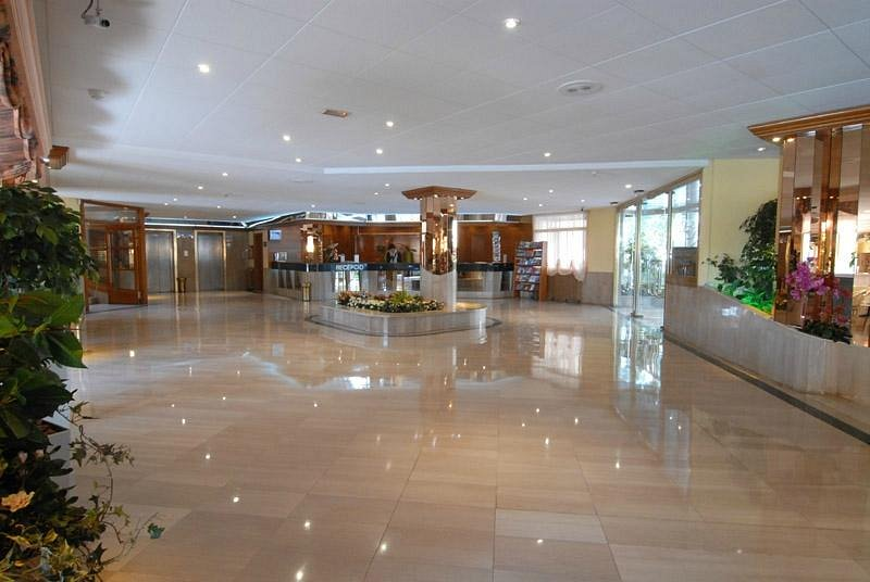 hotel_img
